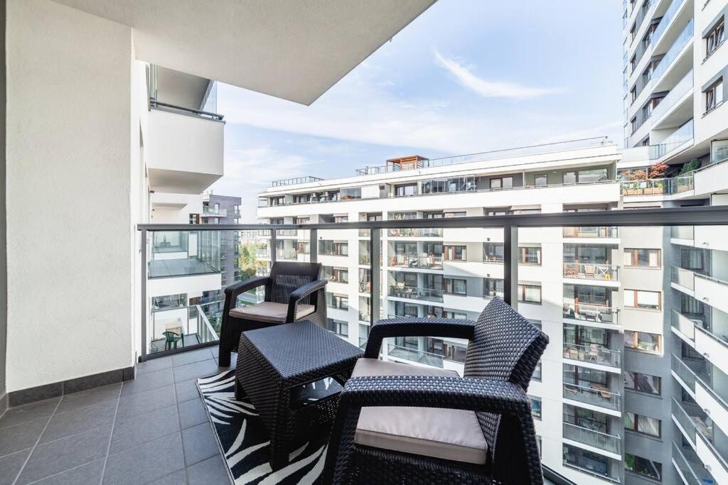 Stylowy Apartament Centrum Warszawy Z Tarasem Varşovia Exterior foto
